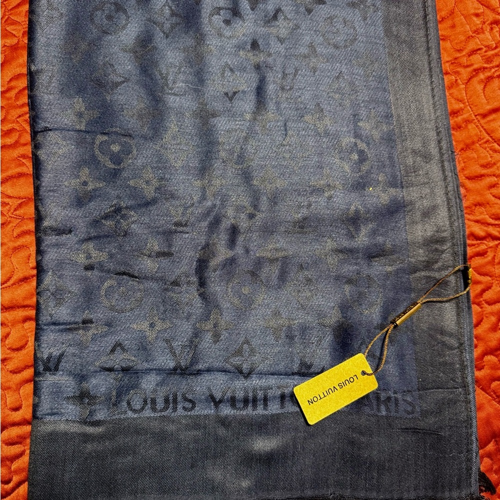 Navy Blue Louis Vuitton Monogram Shadow Stole - Picture 3 of 5